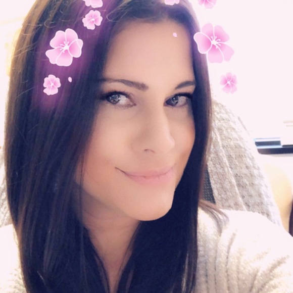 Meet your Posher, LattesandLux - Picture 1 of 1